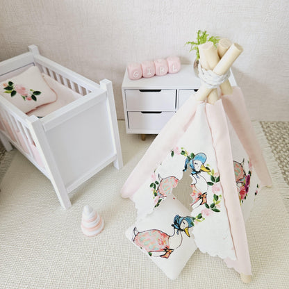 Jemima Puddle-Duck Teepee – alternate view 6 | 1:12 scale dolls house miniature
