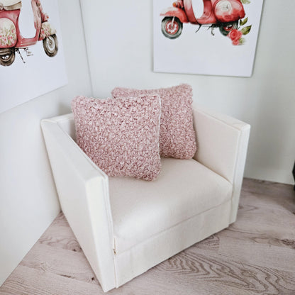 Bouclé Cushions – Pair – alternate view 4 | 1:12 scale dolls house miniature