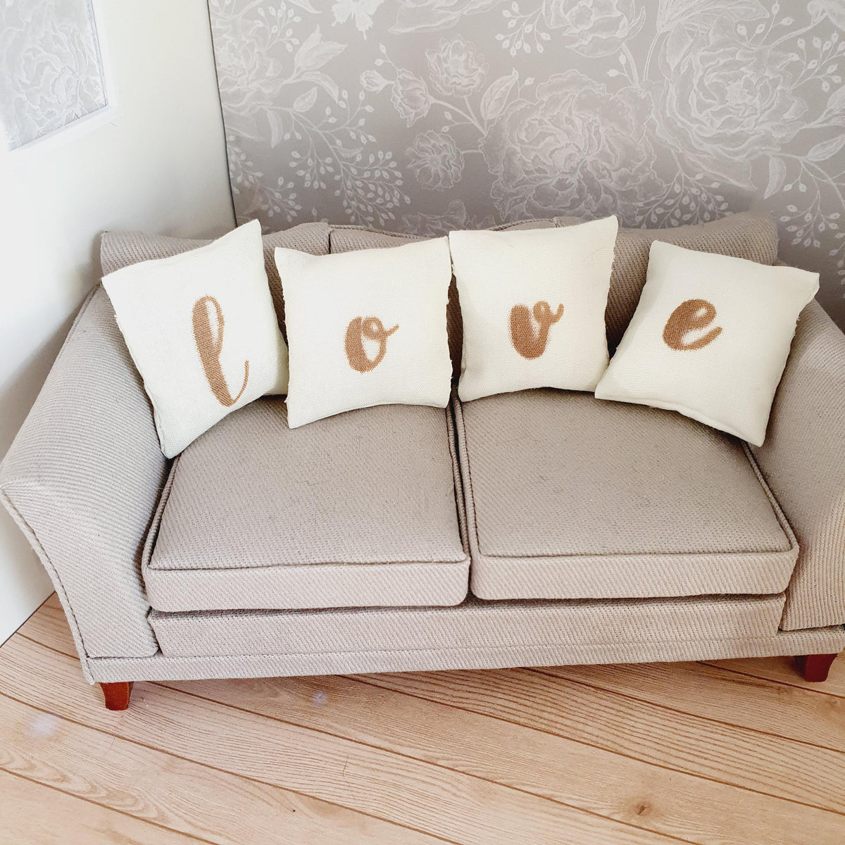 Cream Love Cushions – Set of 4 – alternate view 4 | 1:12 scale dolls house miniature