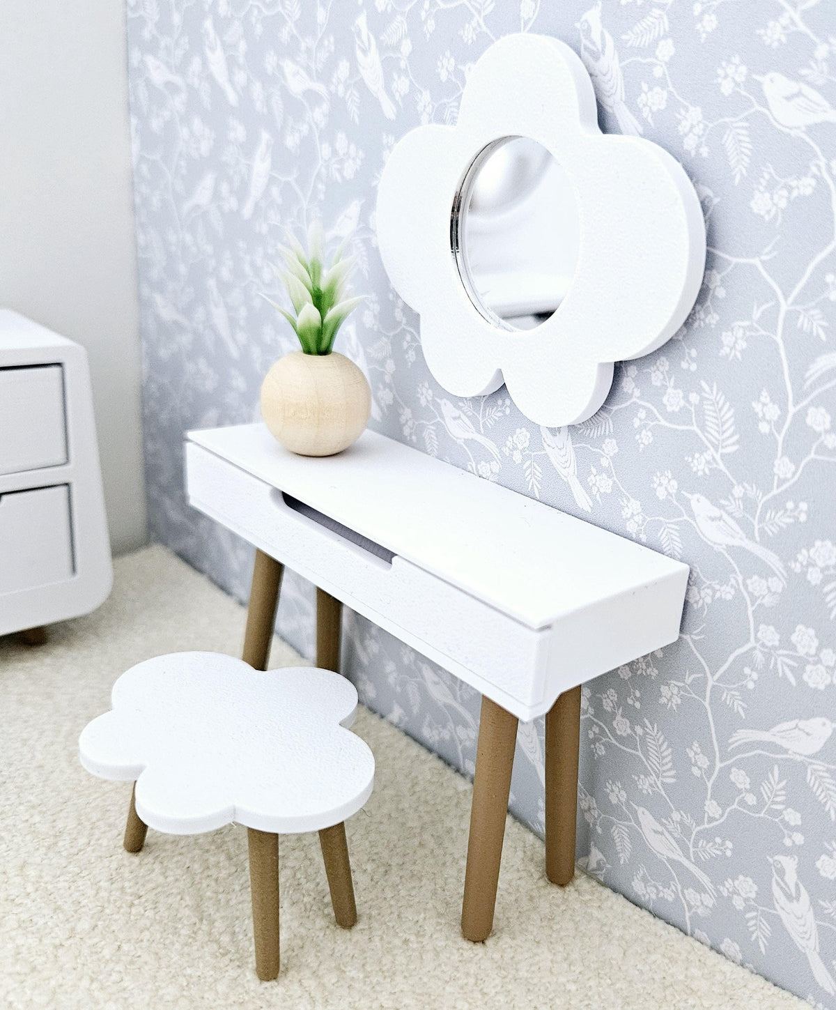 Dressing Table Set with Flower Mirror | 1:12 scale dolls house miniature