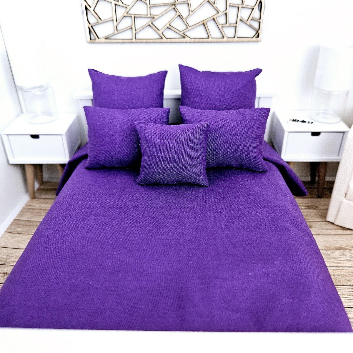 Colour Choice Double Bedding Set – alternate view 6 | 1:12 scale dolls house miniature