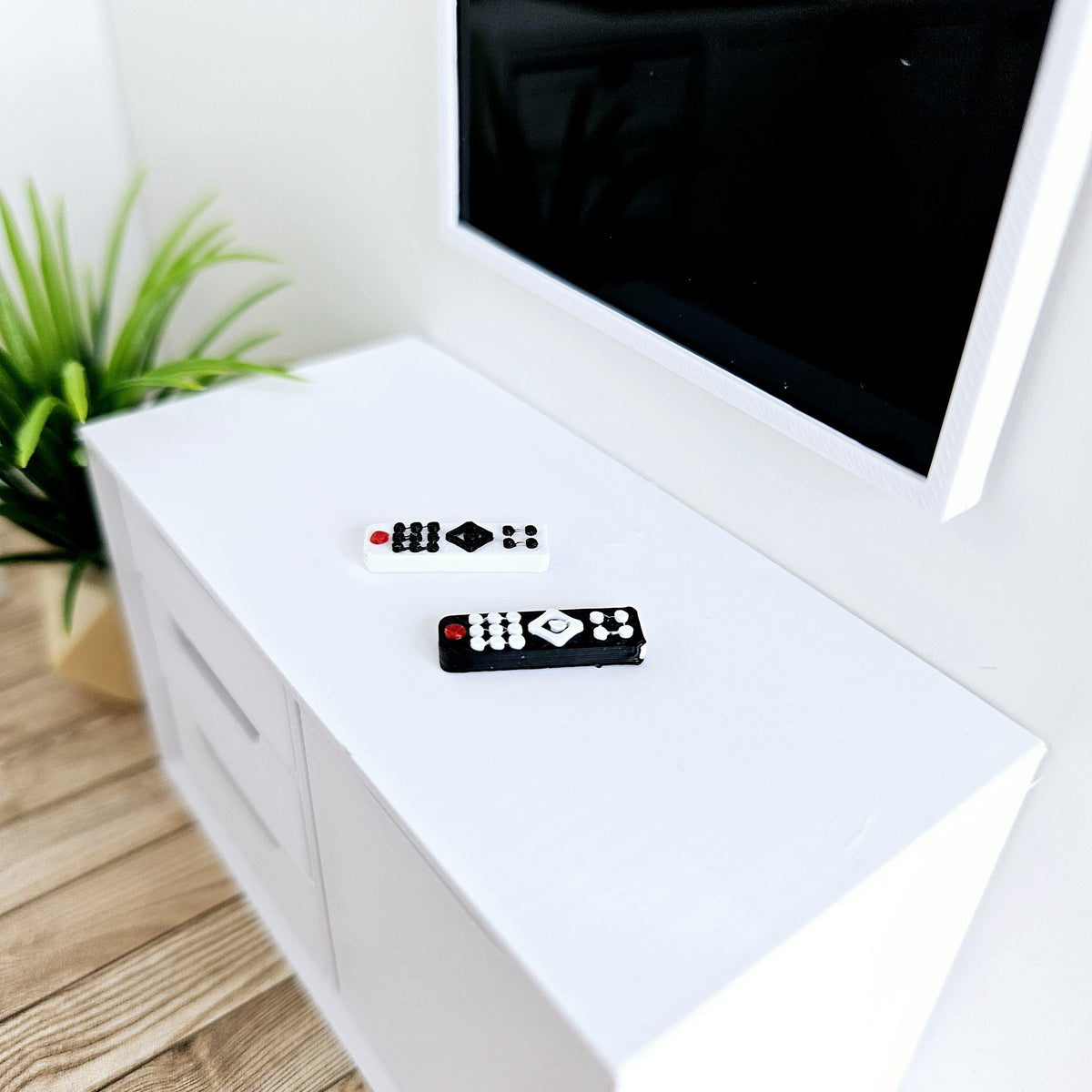 TV Remote Control – alternate view 2 | 1:12 scale dolls house miniature