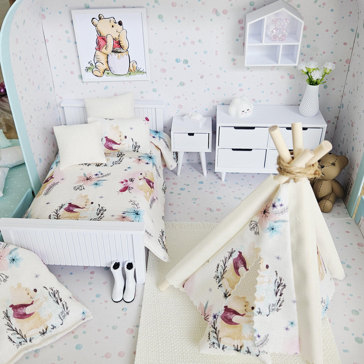 Large Winnie the Pooh Suitcase | 1:12 scale dolls house miniature