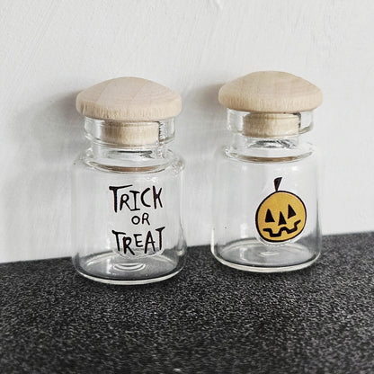 Halloween Jars: Trick or Treat – alternate view 3 | 1:12 scale dolls house miniature