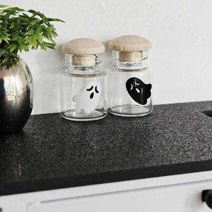 Halloween Jars: , Set of 2 – alternate view 3 | 1:12 scale dolls house miniature