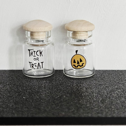 Halloween Jars: Trick or Treat – alternate view 5 | 1:12 scale dolls house miniature
