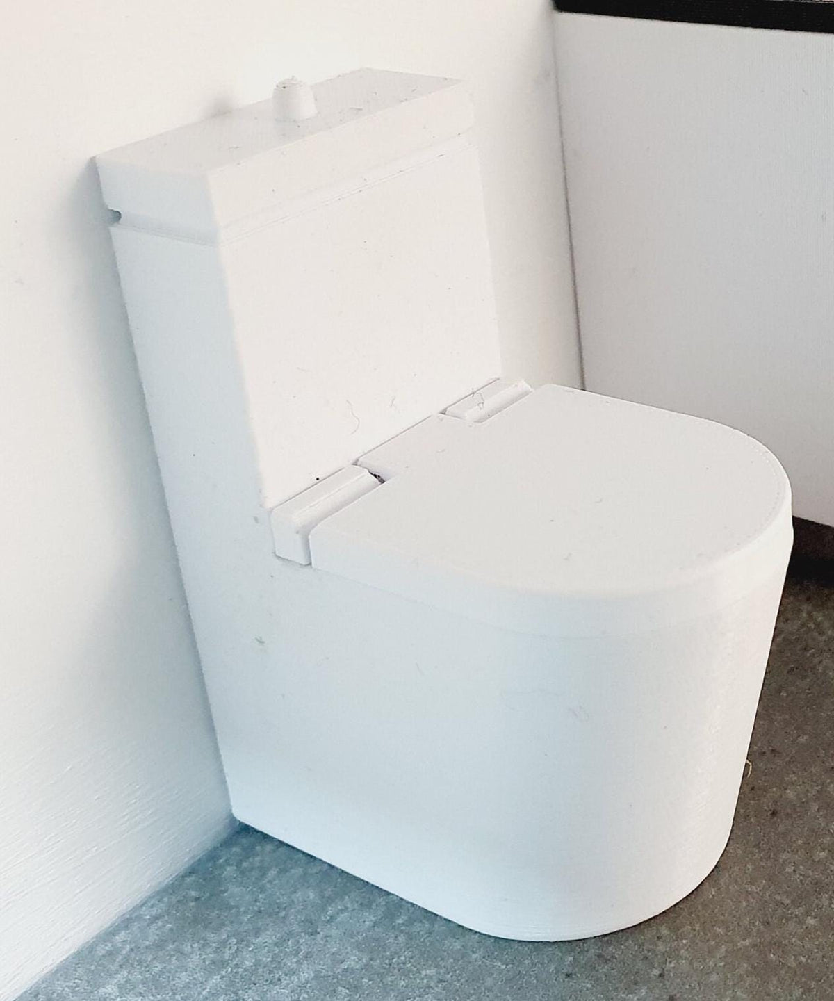 White Bathroom Set – 4 Drawers – alternate view 4 | 1:12 scale dolls house miniature