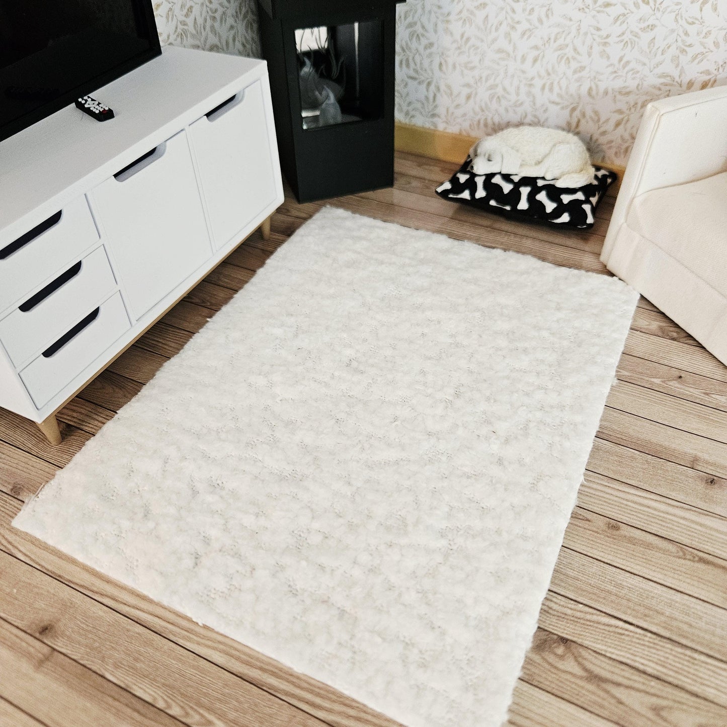 Dolls House White Boucle Rug | 1:12th Scale | Miniature Rug