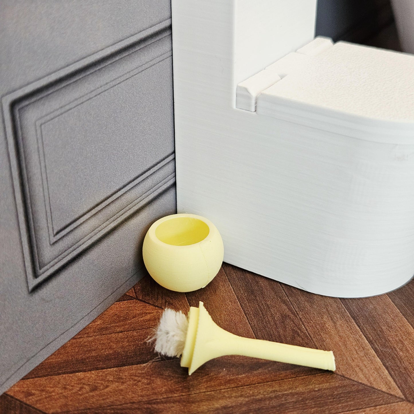 Dolls House Modern Round Toilet Brush, 12th Scale, Choice of Colours