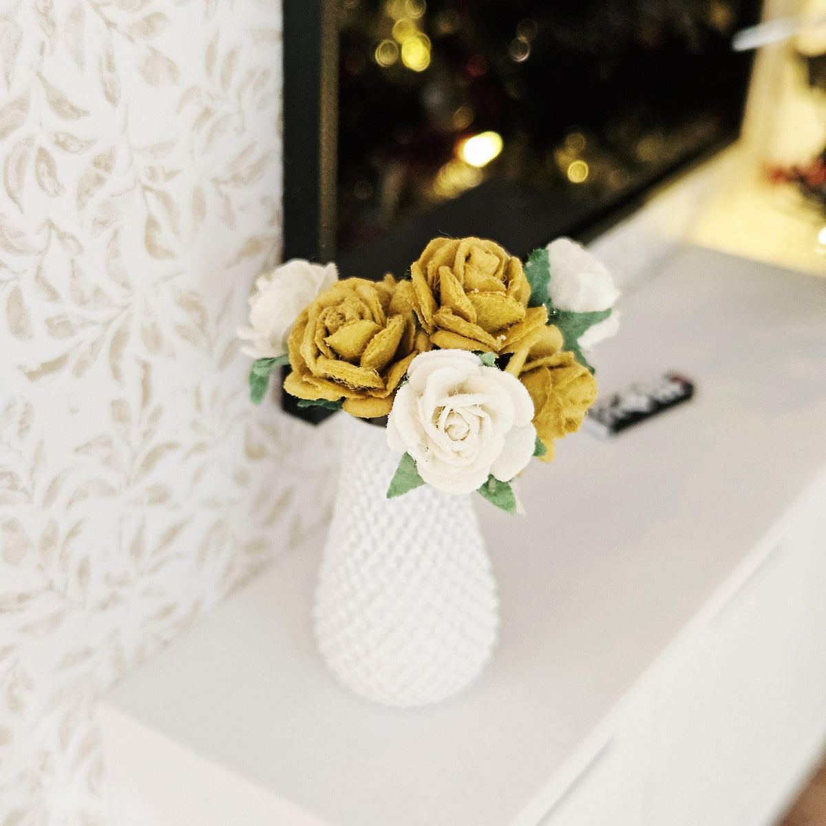Dolls House Gold & White Roses in Vase | Miniature Flower Arrangement | Table Decor | 1:12 Scale