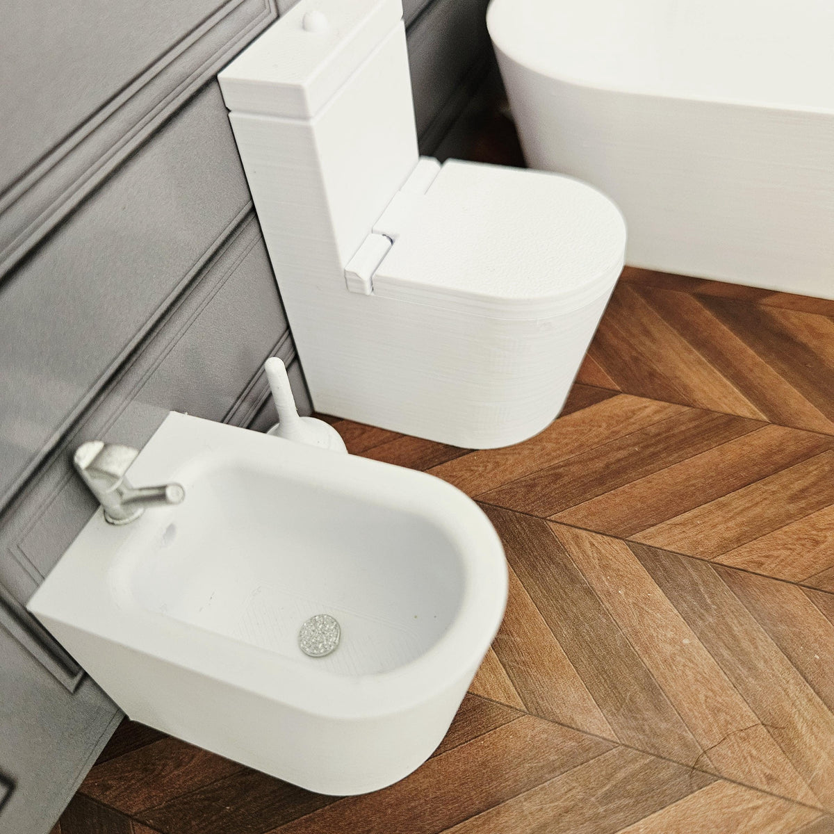 Modern Dolls House Bidet | Euro Style | Gold, Silver or Black Tap | 1:12 Scale