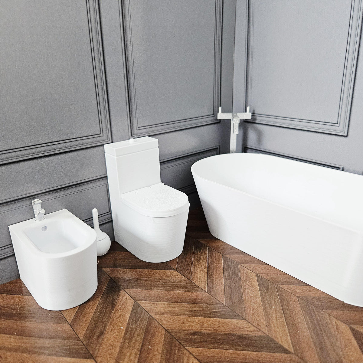 Modern Dolls House Bidet | Euro Style | Gold, Silver or Black Tap | 1:12 Scale