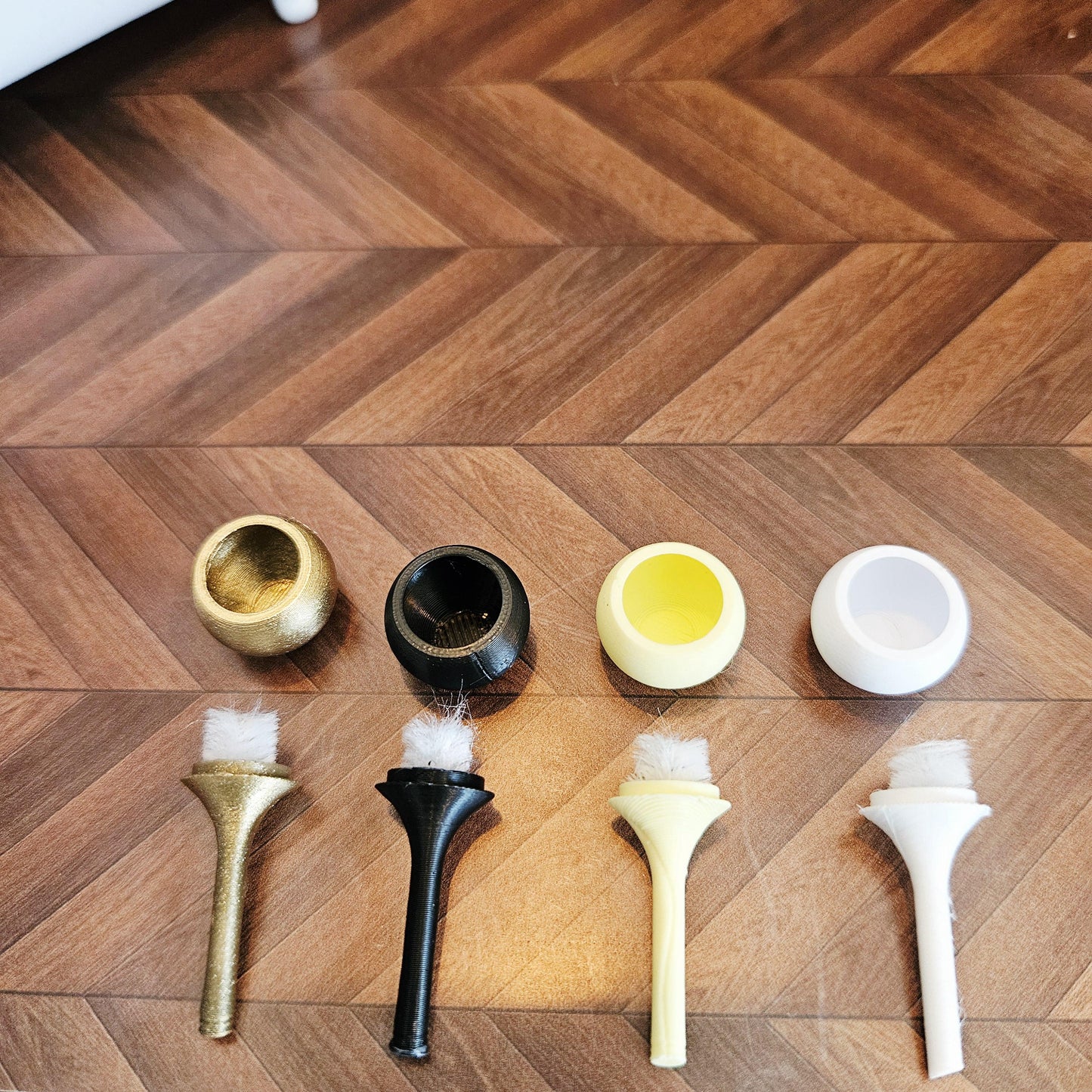 Dolls House Modern Round Toilet Brush, 12th Scale, Choice of Colours