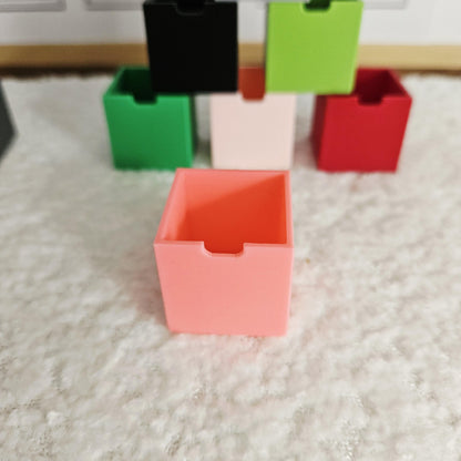 Small Cube Storage Box – alternate view 8 | 1:12 scale dolls house miniature