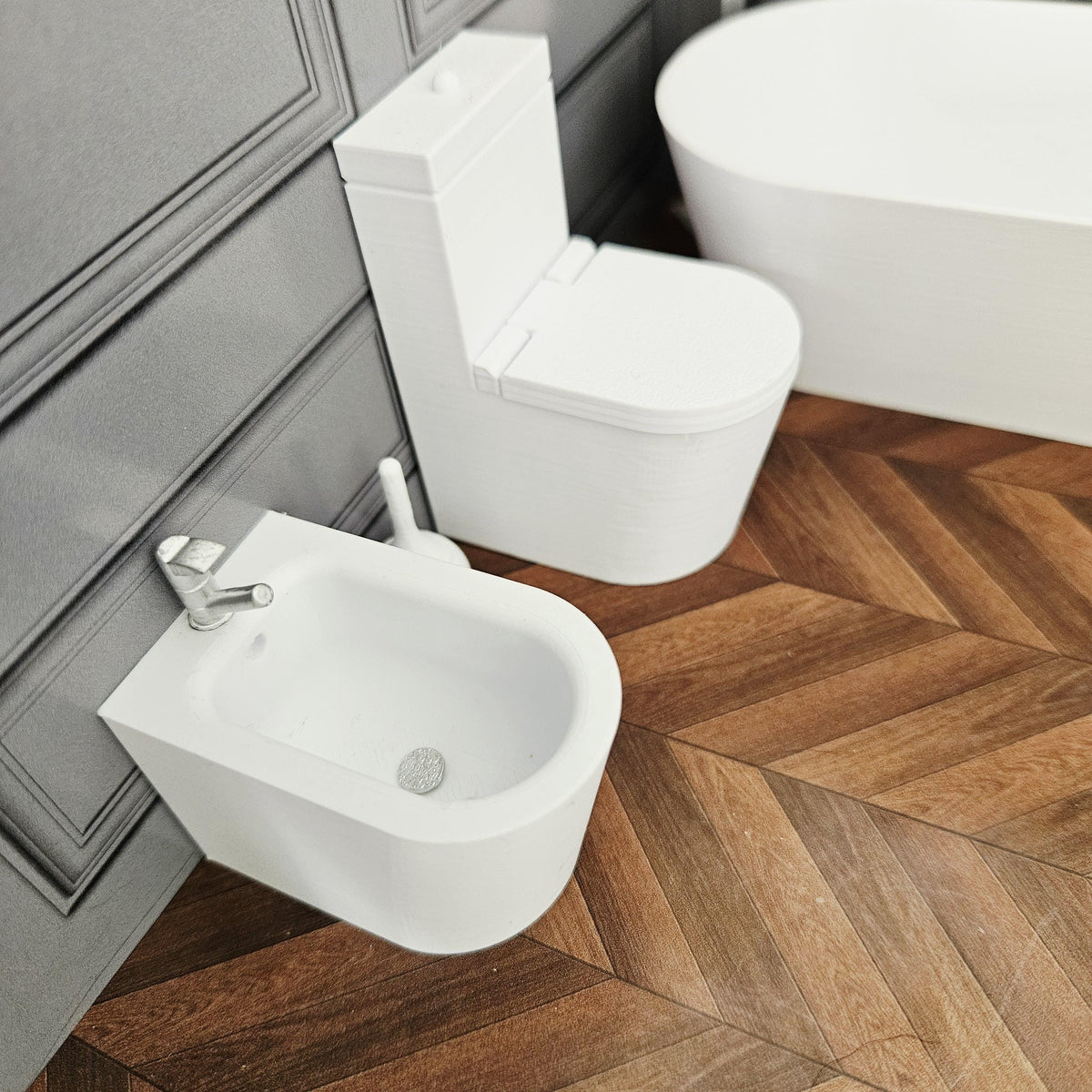Modern Dolls House Bidet | Euro Style | Gold, Silver or Black Tap | 1:12 Scale