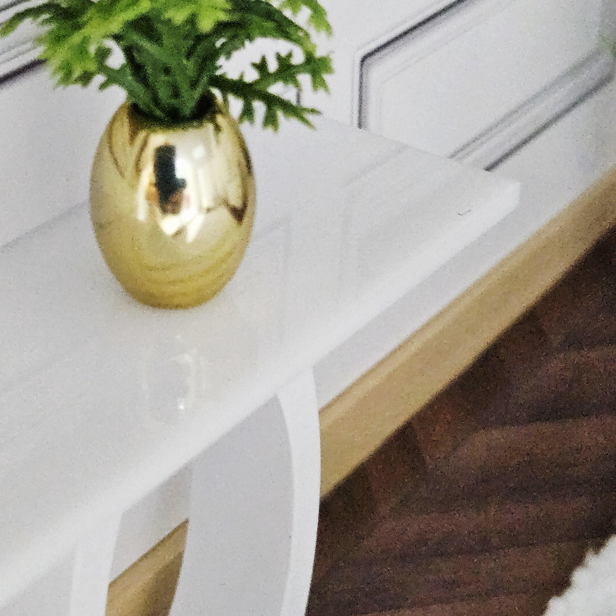 Modern Dolls House Console Table | Oval Base Accent Table | 1:12 Scale Miniature