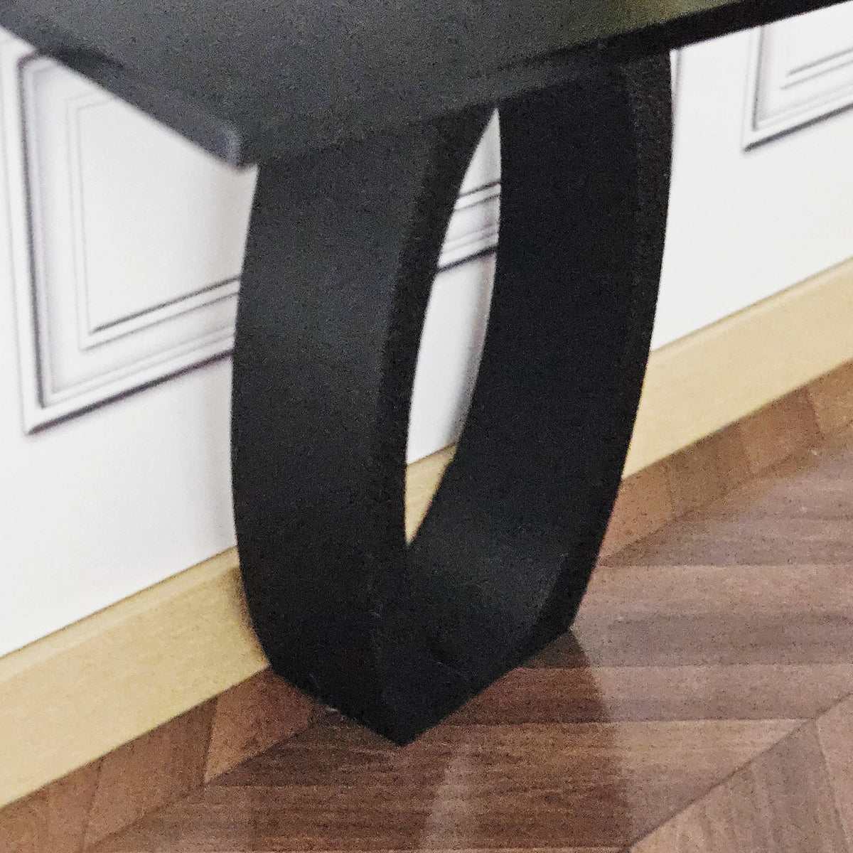 Modern Dolls House Console Table | Oval Base Accent Table | 1:12 Scale Miniature