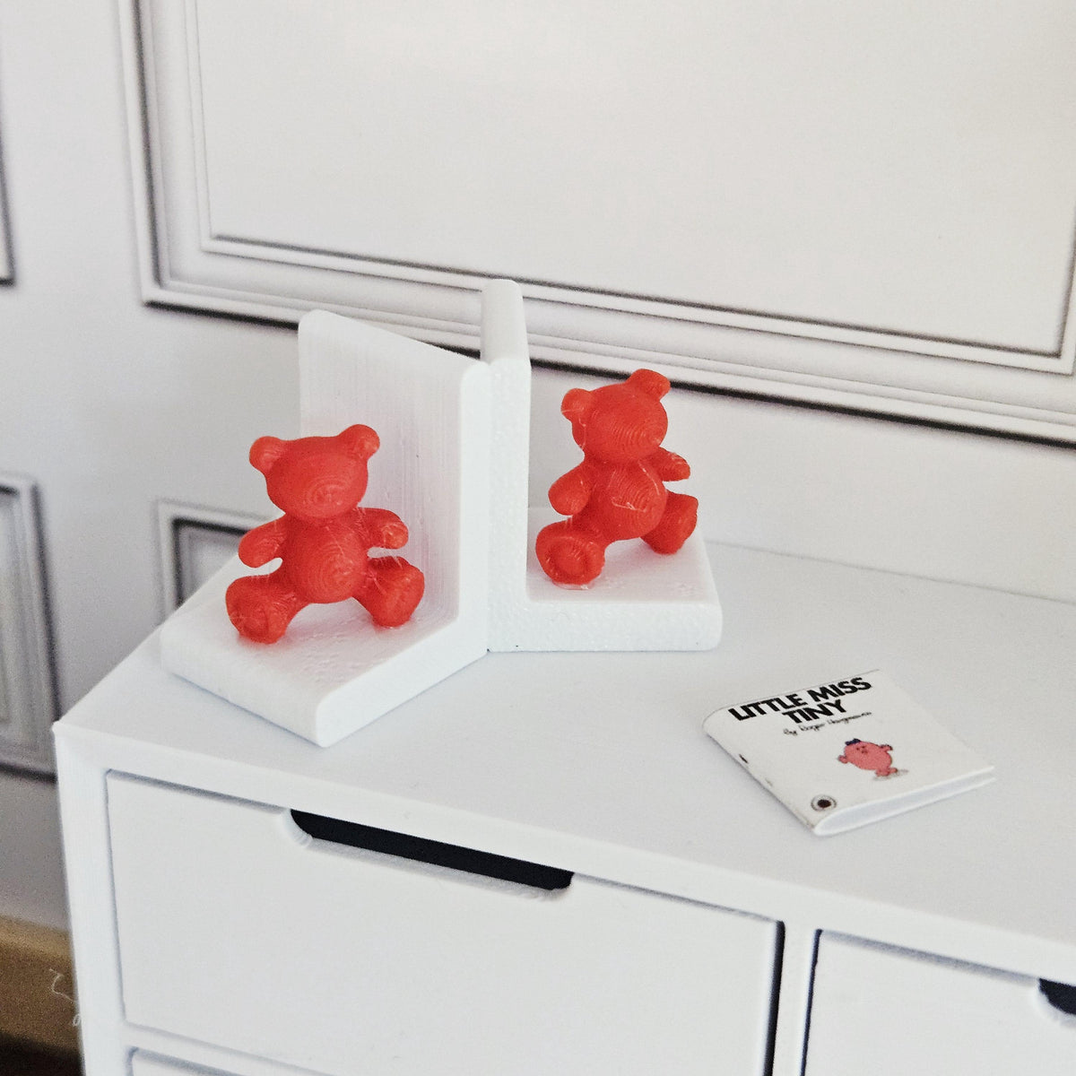 Teddy Bear Bookends – alternate view 13 | 1:12 scale dolls house miniature