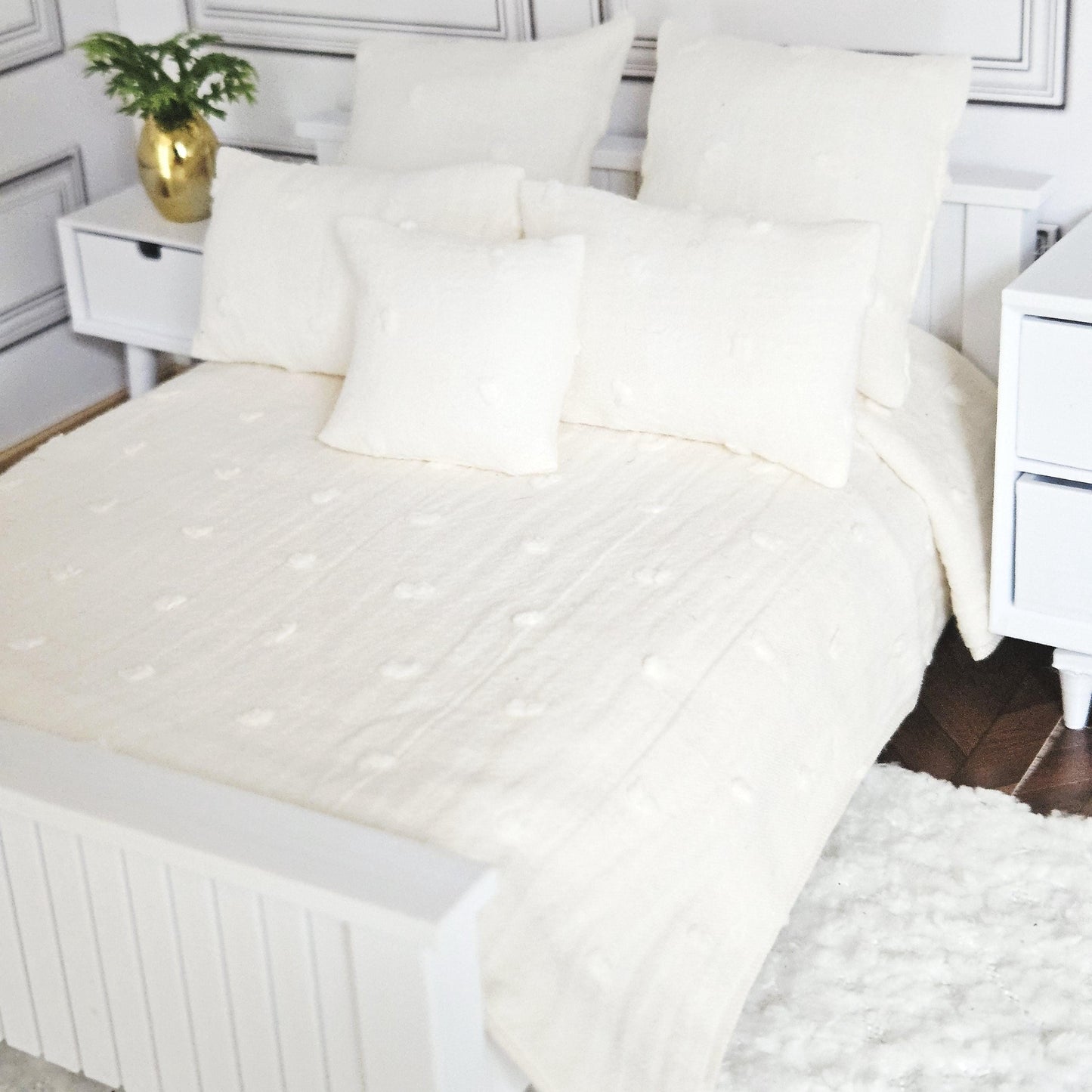 Dolls House Bedding Set: Cream Miniature Double Bed