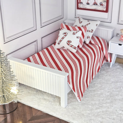 Candy Cane Single Bedding Set – alternate view 2 | 1:12 scale dolls house miniature