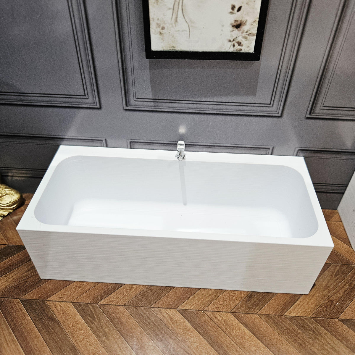 Modern Bath with Chrome Tap – alternate view 6 | 1:12 scale dolls house miniature