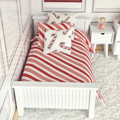 Candy Cane Single Bedding Set – alternate view 6 | 1:12 scale dolls house miniature