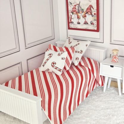 Candy Cane Single Bedding Set – alternate view 7 | 1:12 scale dolls house miniature
