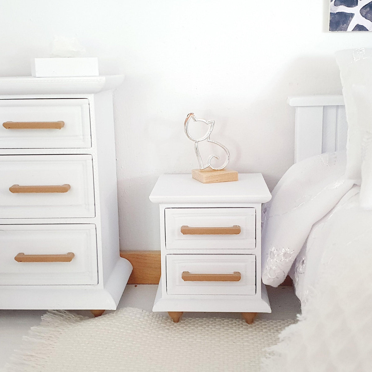 2-Drawer Bedside Table | 1:12 scale dolls house miniature