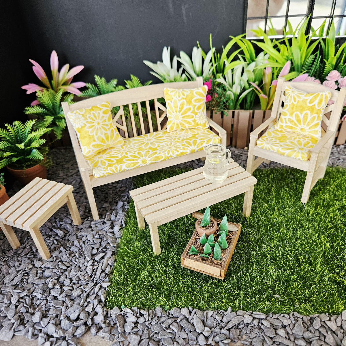 Garden Furniture Set – Sunny Yellow | 1:12 scale dolls house miniature