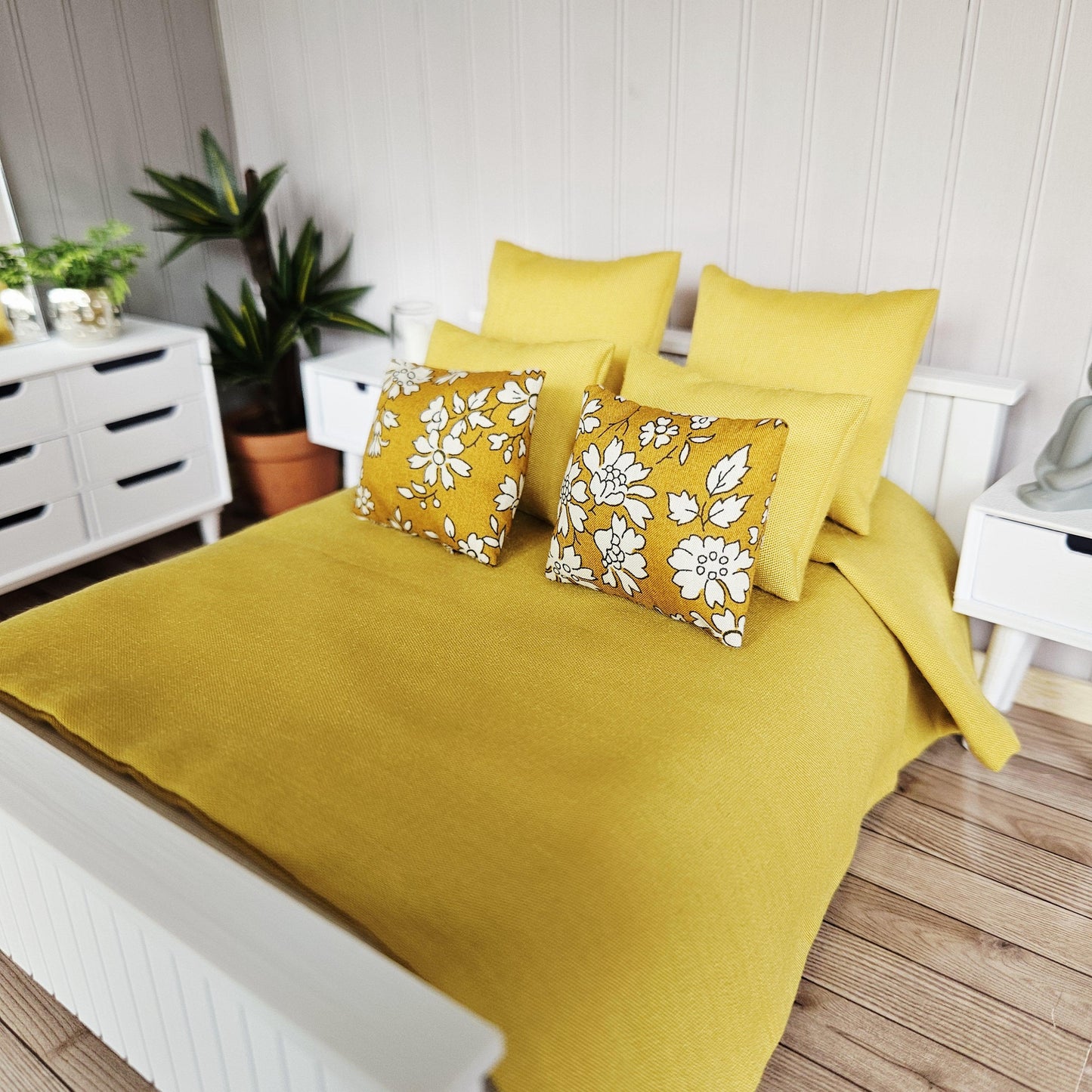 Dolls House Bedding Set: Mustard Miniature Double Bedding (12th Scale)