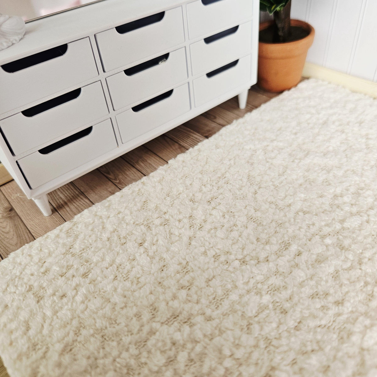 Dolls House Large Bouclé Rug | Cream Textured Carpet | Modern Flooring | 1:12 Scale