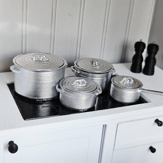 Dolls House Saucepan Set | Miniature 1:12 Scale Kitchen Accessories