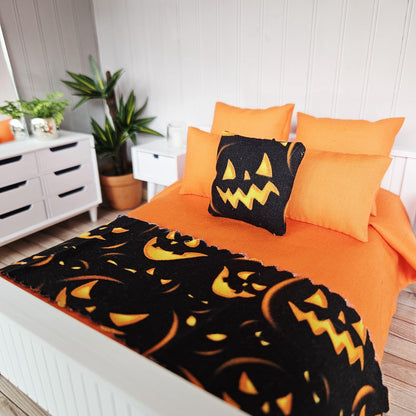 Bedding Set: Halloween Double Bedding | 1:12 scale dolls house miniature