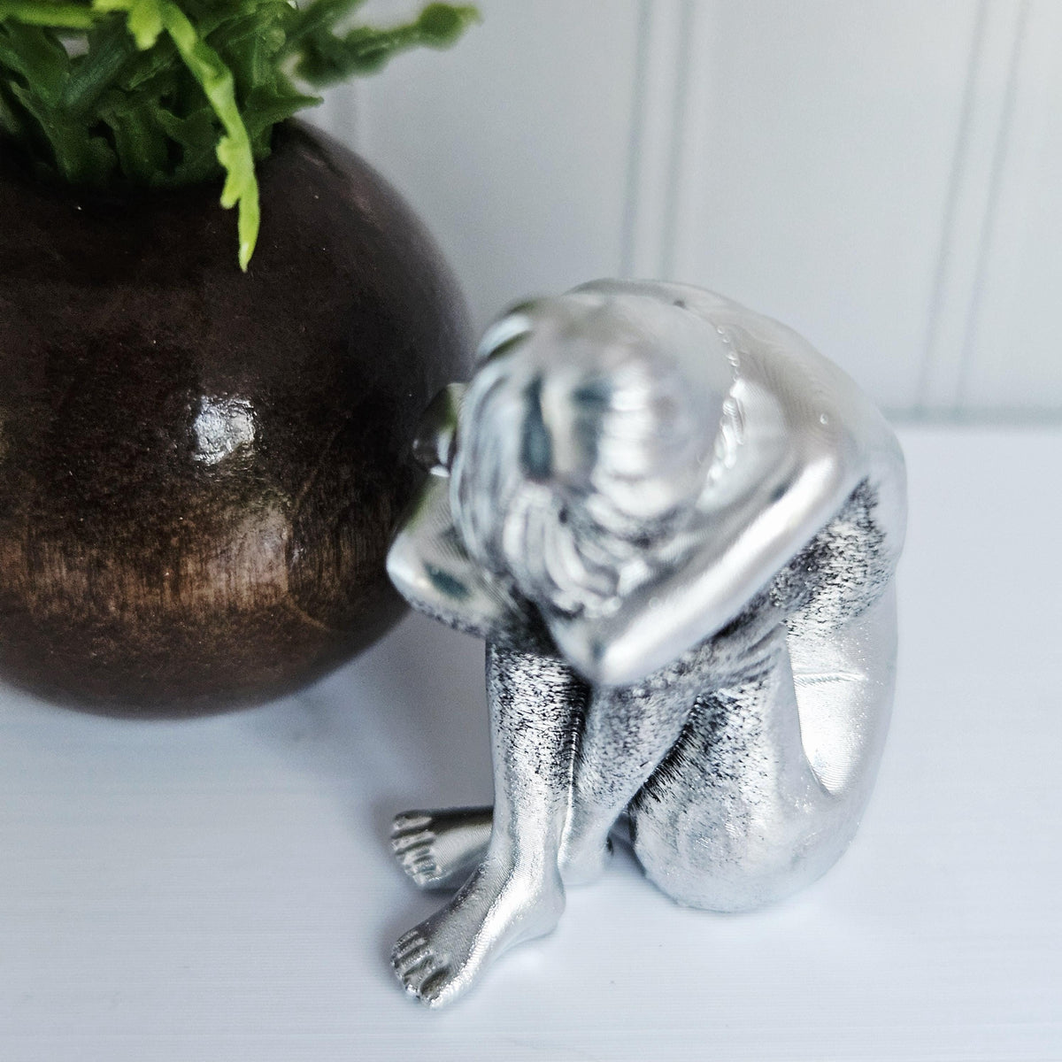 Dolls House Seated Lady Ornament | Contemporary Sculpture Figure | Modern Miniature Decor | 1:12 Scale