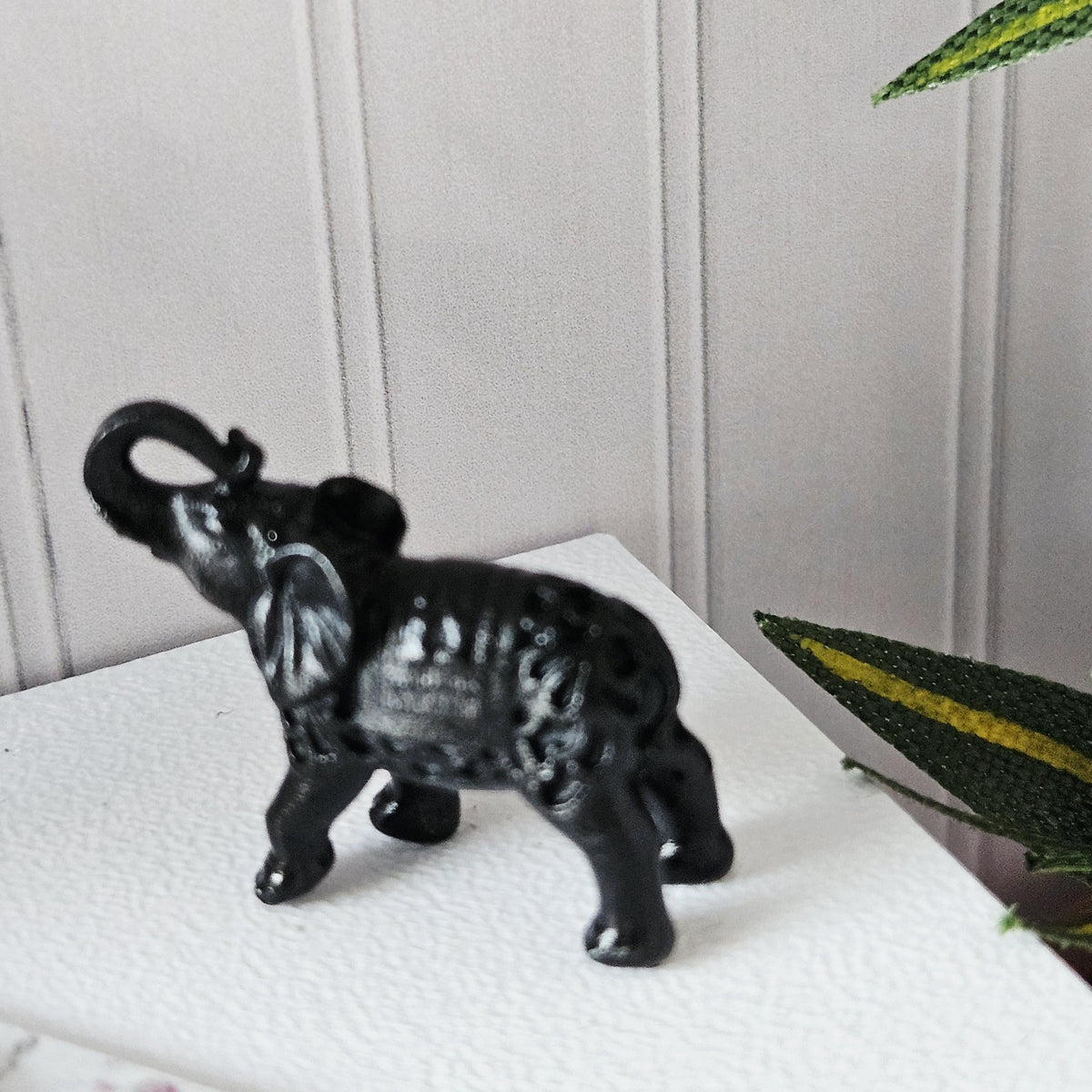 Dolls House Elephant Ornament | Miniature Animal Figure | Decorative Home Accent | 1:12 Scale