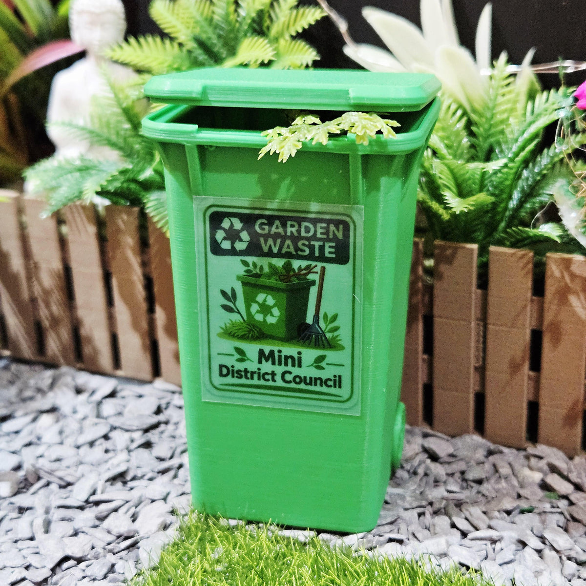Dolls House Wheelie Bin | Garden Waste Bin with Lid | Outdoor Accessory | 1:12 Scale