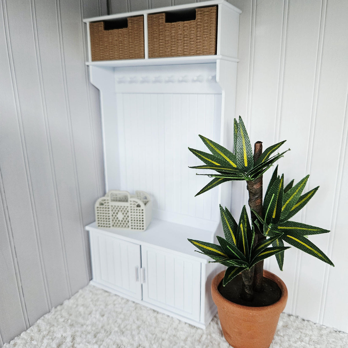 Hallway Storage Unit with Baskets – alternate view 19 | 1:12 scale dolls house miniature