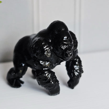 Shelf Gorilla Ornament – alternate view 4 | 1:12 scale dolls house miniature