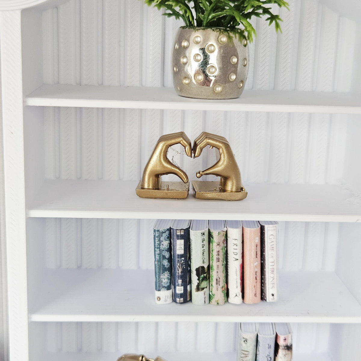 Dolls House Heart Hands Ornament | Mini Bookends | Gold, Silver or Copper | 1:12 Scale