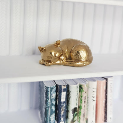 Metallic Cat Ornament – alternate view 5 | 1:12 scale dolls house miniature