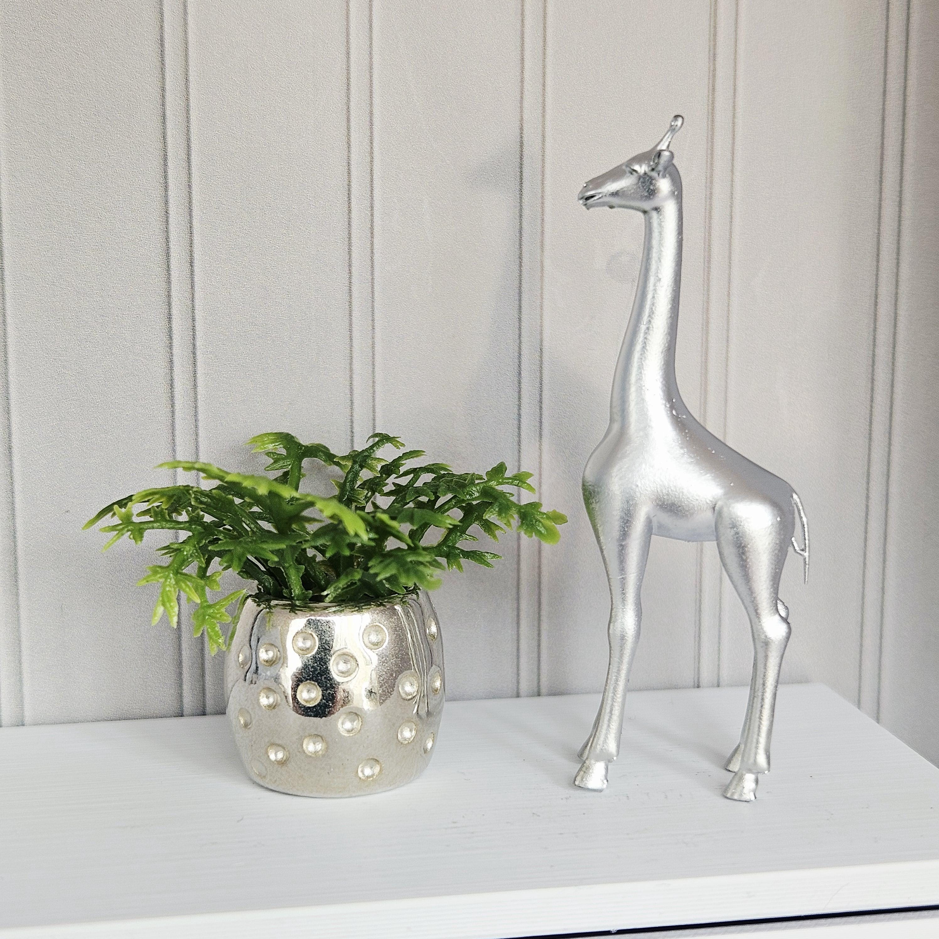 Dolls House Giraffe Ornament, 1:12th Scale, Miniature – Pretty ...