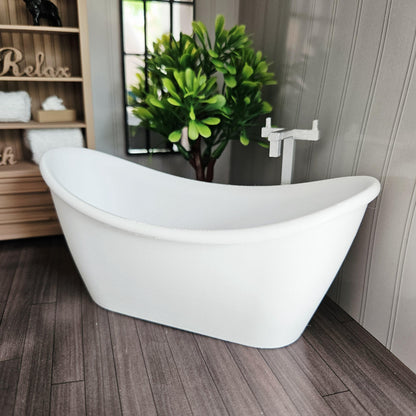 Slipper bath with tap miniature, 1:12 scale