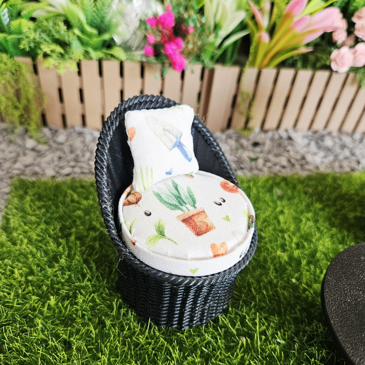 Garden Chair Set, Black, 12th scale