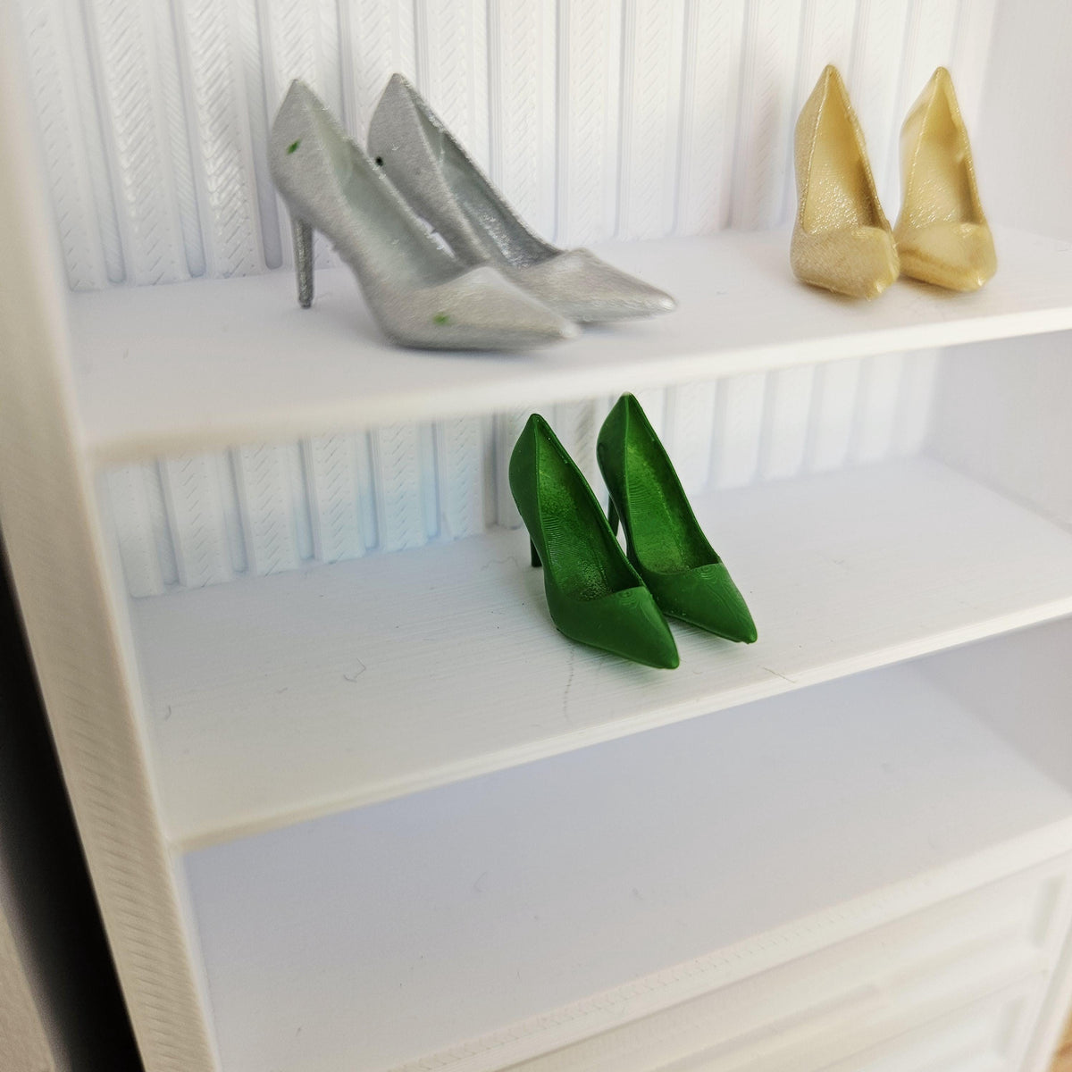 Dolls House High Heel Shoes | Choice of Colours | Miniature Ladies Heels