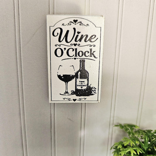 Wine O’Clock Sign | 1:12 scale dolls house miniature