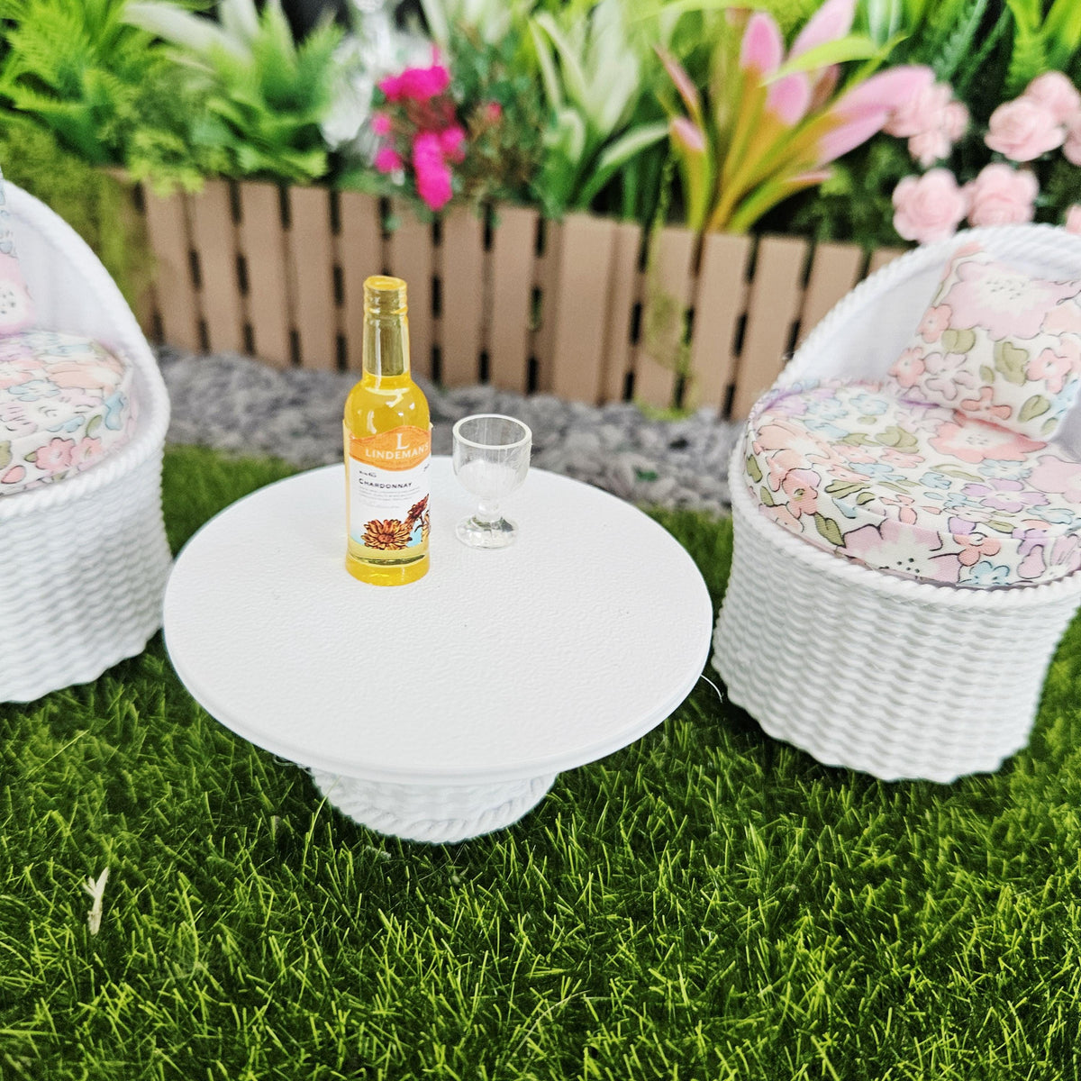 Dolls House Garden Chair Set, White, 12th scale, Miniature