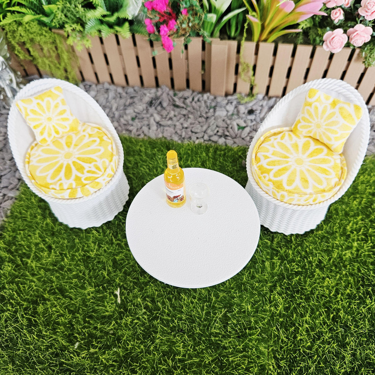 Dolls House Garden Chair Set, White, 12th scale, Miniature