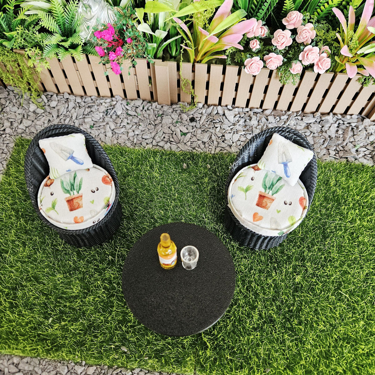 Garden Chair Set, Black, 12th scale