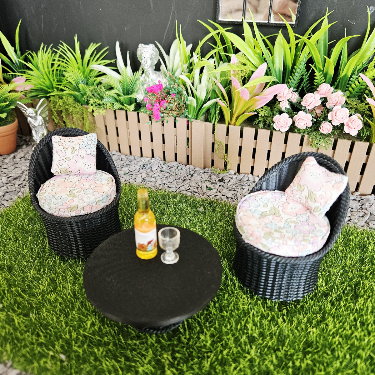 Garden Chair Set, Black, 12th scale