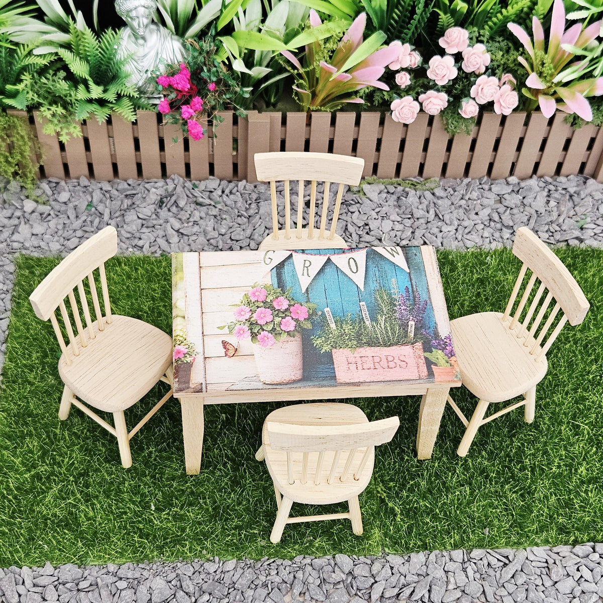Wooden Garden Table and 4 Chairs  1:12th Scale